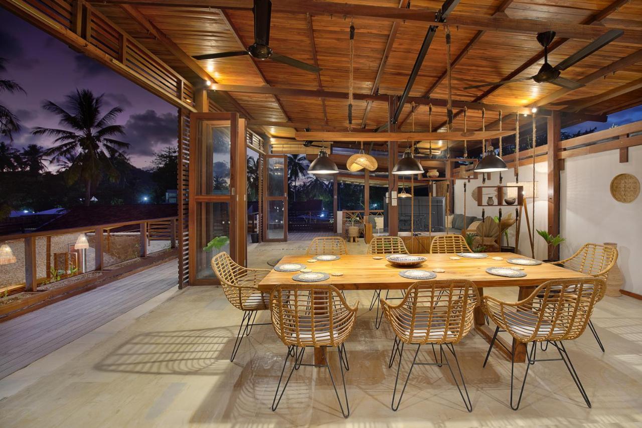 Sakura. Luxury 3 Bedroom Villa. Villa Selong Belanak